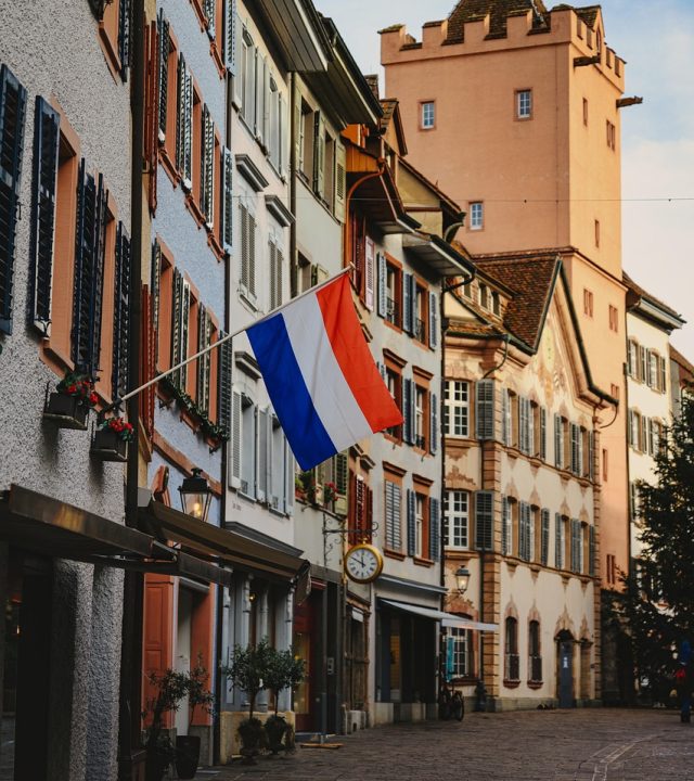 flag of the netherlands, houses, alley, old town, architecture, windows, buildings, historical, flag, street, sidewalk